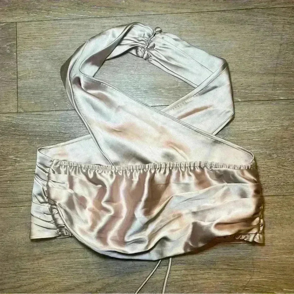 Satin halter top women size medium - Picture 3 of 5